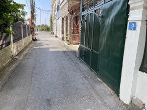 lô góc 3 mặt thoáng vũ đình tụng. giá đầu tư. chủ cần bán gấp