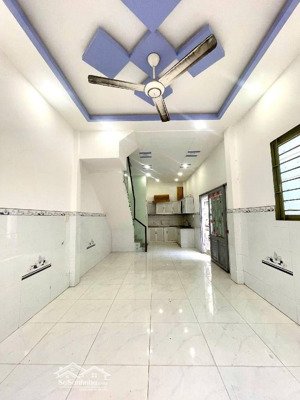 bán nhà 2 tầng ngay, văn cao, sơn kỳ, gần vườn lài, lũy bán bích 4,5 tỷ, 40m2