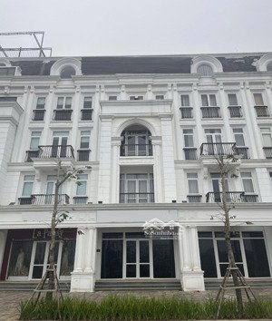 cho thuê nhà louis đại mỗ - mặt đường lê quang đạo. dt 120m2, 5 tầng thang máy, điều hòa. mới 100%