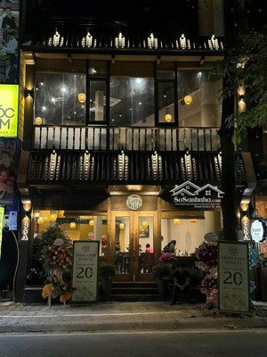 cho thuê nhà mặt phố hàng giấy-hoàn kiếm,dt:200m2x4,5 tầng,mt:7m.cho thuê kinh doanh mọi mô hình