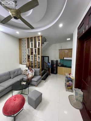 Bán nhà Mỹ Đình 32m2 nhà đẹp vị trí đẹp 30m ra oto tránh 7.1 tỷ