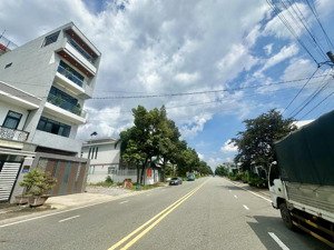 bán đất gần trung tâm metro, trung tâm tài chính mới, thành phố mới, trục đường chính kinh doanh,