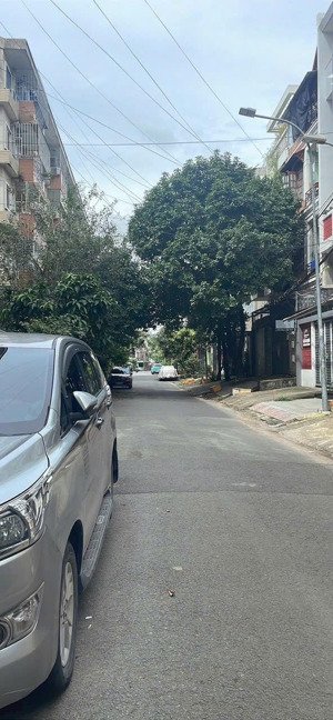 nhà gần mặt tiền nguyễn trãi, q5, hẻm rộng xe hơi vào tận cửa nhà, 2 tầng, dtcn 46m2 giá 8.99 tỷ tl