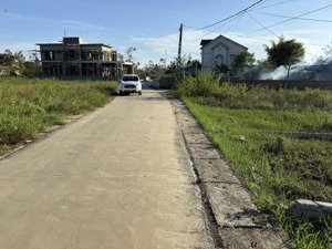 hơn 1 tỷ 8 đất gần biển - gần vin - sát đường 535 - đối diện khu đấu giá cầu trắng - full thổ cư