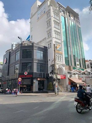 bán gấp góc 3 mặt tiền siêu vị trí võ văn tần p.5 q3 - dt : 8x20m 3 lầu hđt 170tr/th giá 96 tỷ