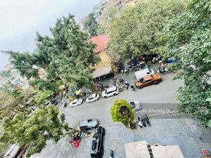 lõi phố cổ lô góc 3 thoáng mặt tiền quyền lực 2 thang máy rộng nội thất xịn