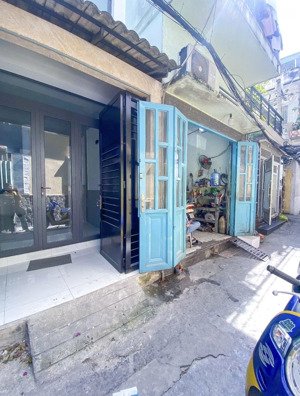 bán nhà riêng đẹp, 2pn, 3wc, 5,65 tỷ, 27,4m2 tại 3/2, p8, q10, hcm