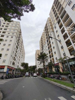 cho thuê nhà nguyên căn ngang 6m kinh doanh văn phòng,spa... cityland park hills, p.10 gò vấp