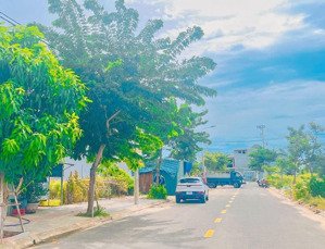 đất nền nhx có sổ , đối diện trường học, gần cv đầm sen