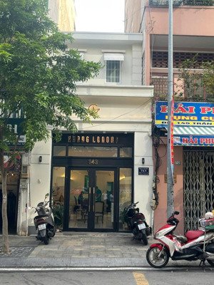 chỉ 25 tỷ mua được nhà mt trần đình xu q1 ( ngay nguyễn trãi ) dt 4x17m - đường thương hiệu giá tốt