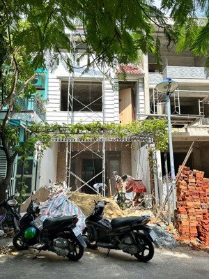 bán nhà 3 tầng trần tử bình đang hoàn thiện kdt phước long
