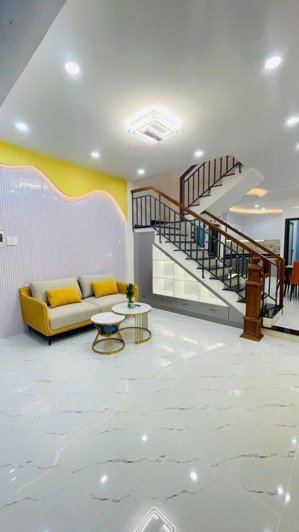 bán gấp xuất cảnh - nhà 2 tầng đẹp tân kỳ tân quý, tân phú - 5.68 tỷ