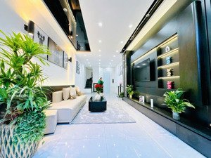 bán nhà dương văn bé, 12,2 tỷ, 45m2, 3pn, 3wc- ô tô đỗ cửa - lô góc thang máy lh 