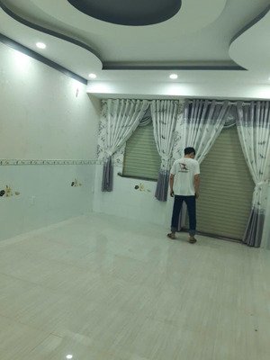 bán nhà đẹp ngay trường lê tấn bê kdc nam hùng vương