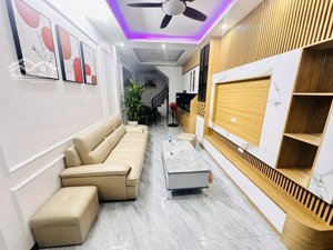 "bán nhà phố minh khai, hoàng mai 35m, 4 tầng. giá: 8.3 tỷ