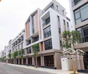 cần tiền bán nhanh căn xẻ khe 91m đối diện vườn hoa giá 12,5 tỷ