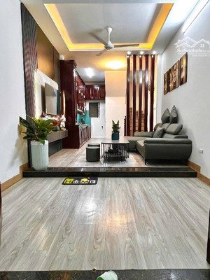 canh bưu điện hà đông -lô góc 3 thoáng phân lô ô tô đỗ 15m nội thất xịn chủ thiện trí bán