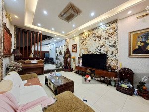 300tr- phân lô quân đội- 3 oto tránh- sân trước nhà mênh mông-an ninh tuyệt đối