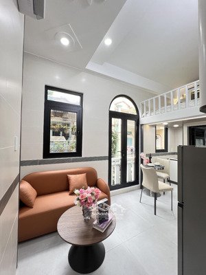 khai trương dự án mới 100% thang máy, có gác full nội thất 30m2 ngay duy tân gần q3, q1, cv pn