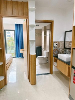 bán toà căn hộ vip trần bạch đằng, 14 phòng, dòng tiền 100 triệu/tháng, ngay phố đi bộ an thượng