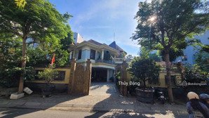 bán căn nhà 2 tầng đường lưu quang thuận 643m2 ngang 19m sát biển mỹ khê ( tl chính chủ)