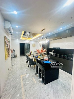 bán chung cư cực đỉnh tòa r5 royal city nguyễn trãi, thanh xuân. 115m2, 3pn. 13,98 tỷ