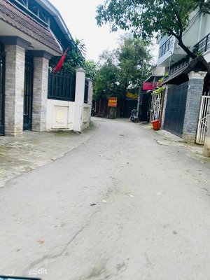 bán lô đất đẹp 96,5m vị trí vip bình trưng tây, quận 2