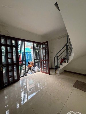 hiếm-tài chính nhỏ-nhà trung tâm quận 2-sổ riêng-pháp lý sạch-hẻm 3m-2 tầng-thích hợp gia đình nhỏ