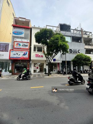 siêu khang hiếm mt nguyễn trãi quận 1 - dt 12 x 26m - cn 310m2 - hđt 310 triệu - giá 186 tỷ