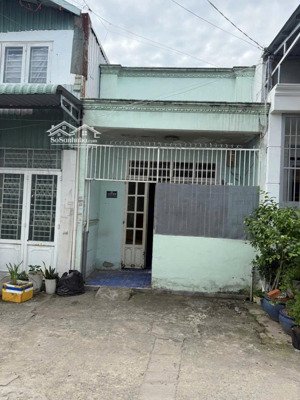 bán nhà gác lững giá rẻ đường ô tô 36m sổ hồng riêng 1/tam đông 20 xã thới tam thôn , hóc môn