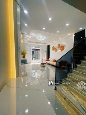 nhà đẹp sát phú mỹ hưng, mặt phố 6m_60m2_nhỉnh 6 tỷ