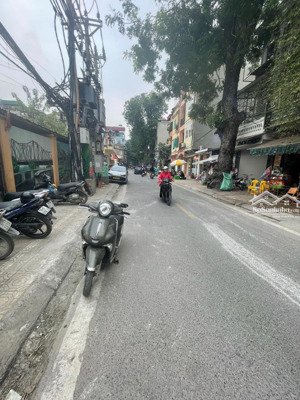 vị trí đắc địa, mặt phố vip, lô góc 2 mặt ngõ kd đỉnh, full nt. dt 19m2 6t mt 3.3m giá 8,8 tỷ có tl