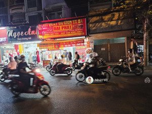 16.5 tỷ tl - mặt tiền tân kỳ tân quý đoạn giữa lê trọng tấn và trường chinh, rất sầm uất. dt: 4x28m