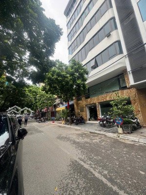 khu phân lô phố ngọc khánh - 90m2- mt 5m - nhà dân xây kiên cố - oto tránh đỗ