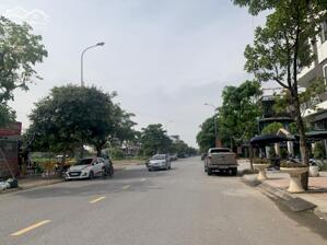 Bán 140m đất đấu giá 31ha Trâu Quỳ, vị trí kinh doanh buôn bán sầm uất, xung quanh kinh doanh kín