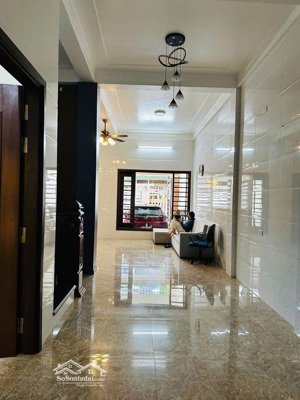 cho thuê nhà full nội thất mới trung tâm tp vinh giá chỉ 8 triệu