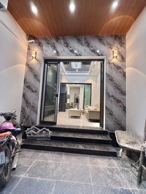 ngõ thông - ba gác đỗ cửa - sát ngã tư phố huế - bạch mai - nhà đẹp ở luôn - nt xịn xò 52m2, 4t