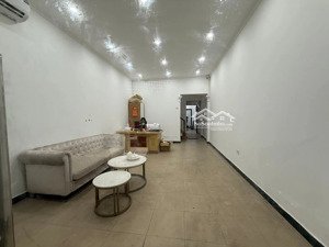 cho thuê nhà ngõ 39 trần kim xuyến, yên hòa. diện tích 95m2 x 5 tầng, ngõ thông, đường ô tô tránh.