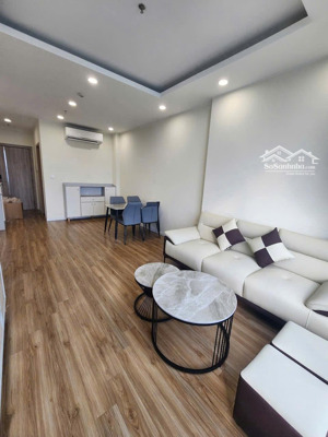 cho thuê căn hộ 2pn - 70m2 trinyty tower -full nội thất- ban công view hồ điều hòa, vào ở ngay