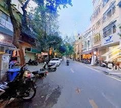 chính chủ cho thuê mặt phố phan văn trường dt 70m2x3 tầng mt 6m vỉa hè rộng giá 50tr/tháng