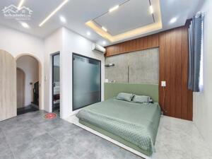 Nhà mới 3 tầng cực đẹp 118m2 Full nội thất chỉ 6.3tỷ đường Phù Đổng sát Phạm Hùng-Hòa Xuân