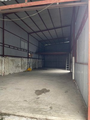 cho thuê kho, nhà xưởng diện tích 200m2 .khu công nghiệp hà bình phương, thường tín, hà nội