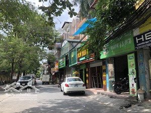 bán nhà mặt ngõ 22 trung kính, quận cầu giấy: - diện tích 51m2. mt 3,9m. hậu 4m - lô góc