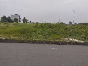 cần bán lô đất khu 4 view sông dự án long hưng city