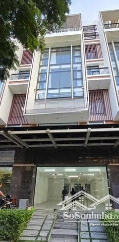 cho thuê nhà mặt phố tại cách mạng tháng tám, dt: 7x20m chỉ 39tr