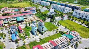 chính chủ gửi bán đất hướng đông nam vườn sen, cạnh sun bắc ninh. lh 