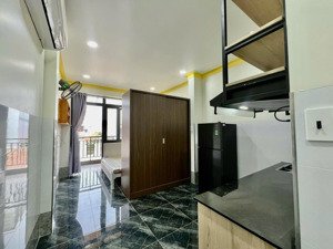 cho thuê căn hộ 25m2 balcon giặt riêng full nt xịn xò ngay cư xá bắc hải cv lê thị riêng quận 10