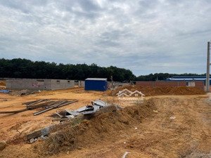 cần bán 14 ha ( 140.000m ) đất quy hoạch skc tại tân uyên. thành phố hồ chí minh. 