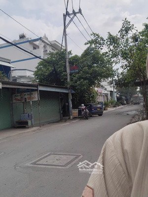 cho thuê nhà 2 lầu hxh đường liên khu 4/5, p.bhhb, q.bình tân, dt 5,2 x 10m, giá 10tr/ tháng