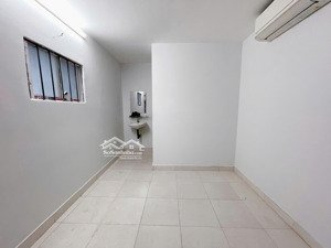 phòng trọ trường chinh, tân bình wc riêng máy lạnh chỉ 2.9 triệu/tháng